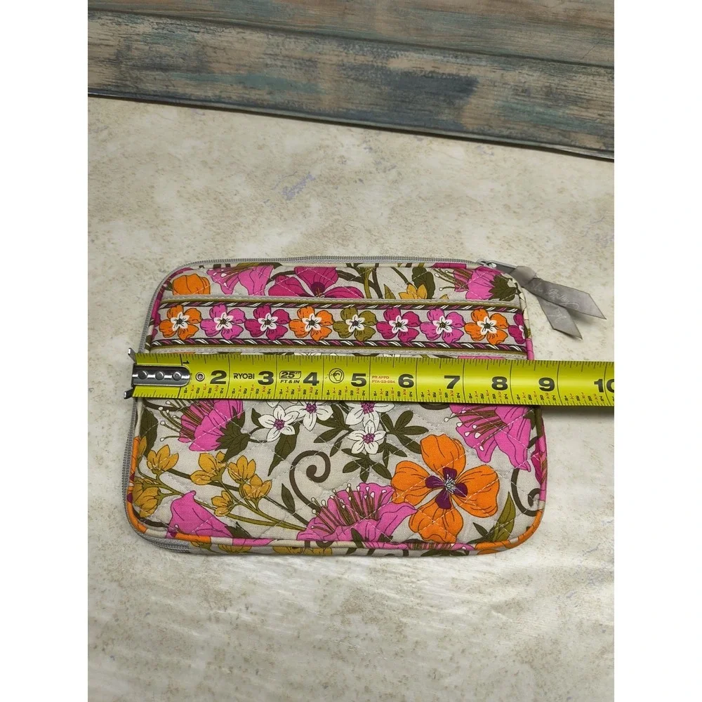 VERA BRADLEY TEA GARDEN TABLET, E READER ZIPPERED CASE 9